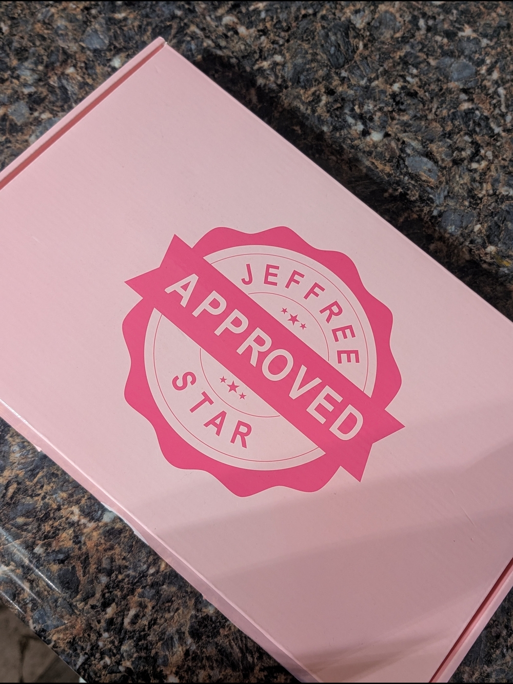 Jeffree Star Approved Pink Collector mirror With Box